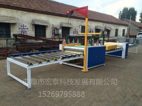 點(diǎn)擊查看詳細(xì)信息<br>標(biāo)題：1320-I型貼紙機(jī) 閱讀次數(shù)：2290