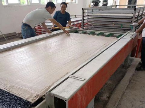 點擊查看詳細(xì)信息<br>標(biāo)題：防火板成型線 閱讀次數(shù)：162